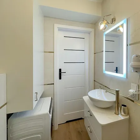 Feel Like At * Kraków